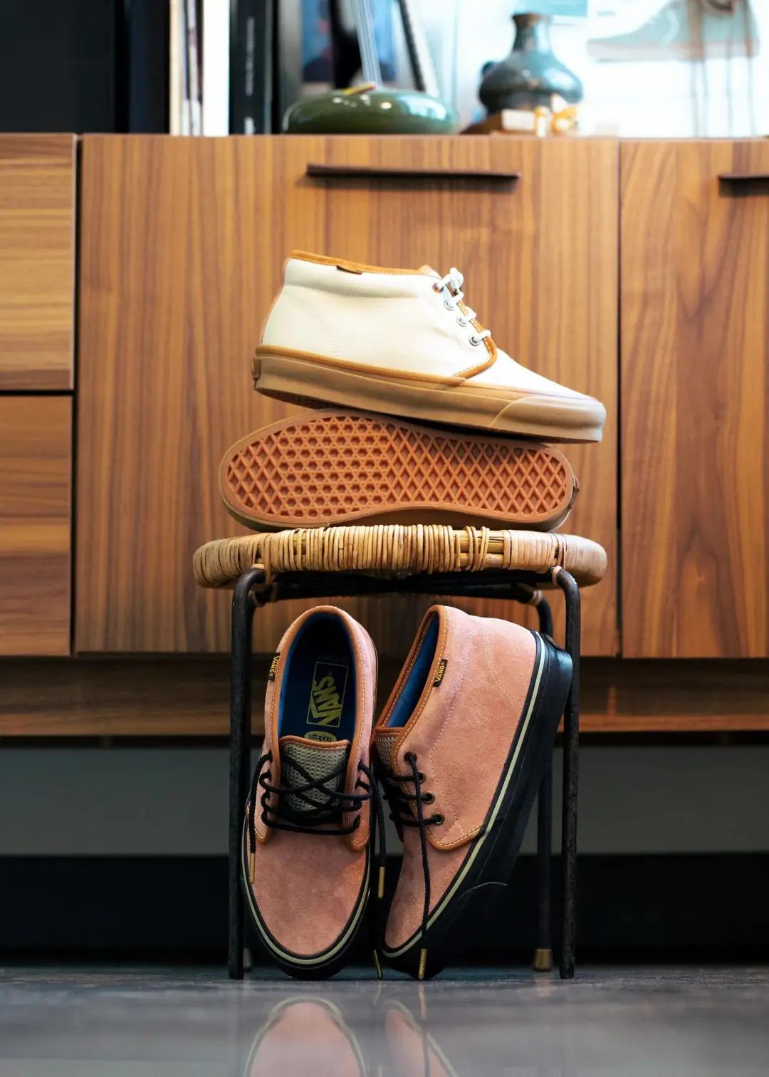 vansvault联名,大怪兽上脚的vansvault联名