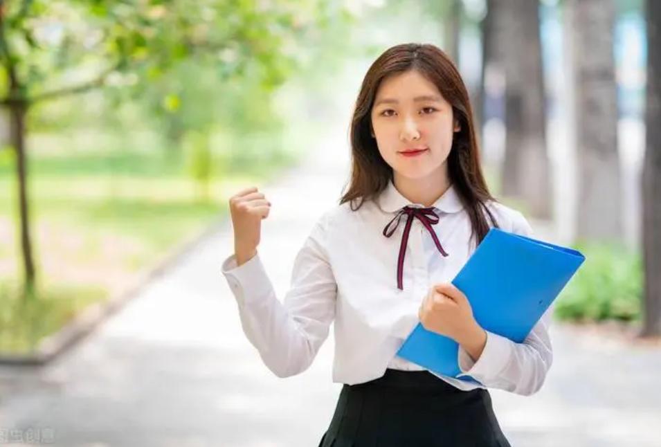 中国邮政往届大专招聘,中国邮政本科生最新待遇