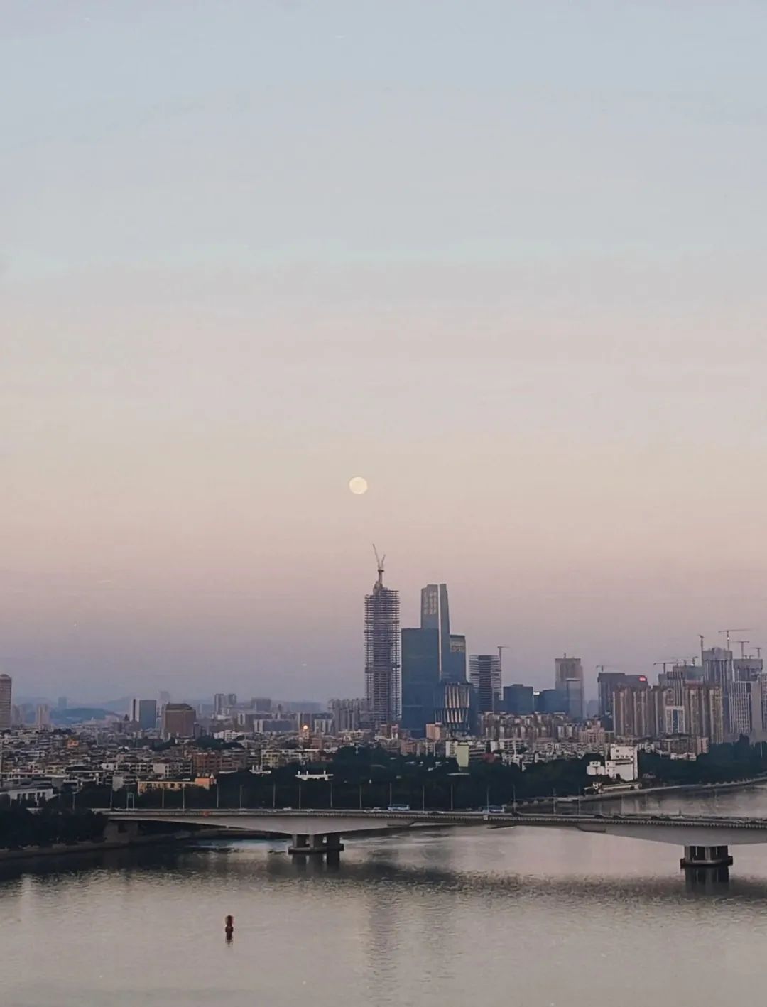 大家都什么时候洗头,大家什么时候洗澡洗头