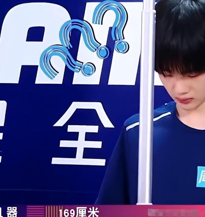 假发，假臀，假肌肉？明星“好皮囊”下，是眼见不一定为实的真相