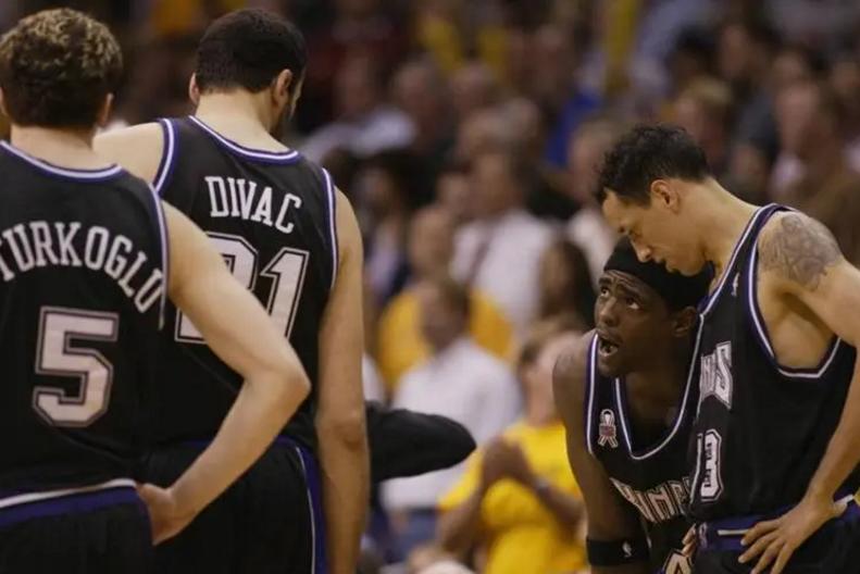 史蒂夫纳什风之子完整版,史蒂夫纳什上篮