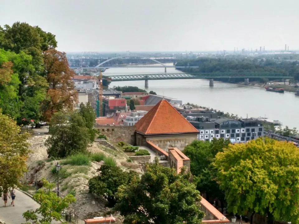 欧洲古城堡探秘,带你看世界走进巴尔干