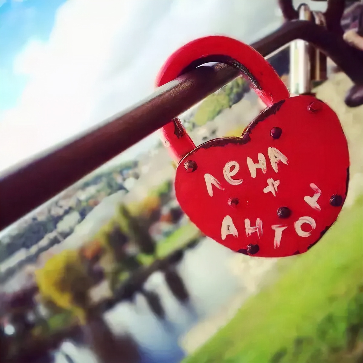 同心锁锁住了自己,同心锁长相守