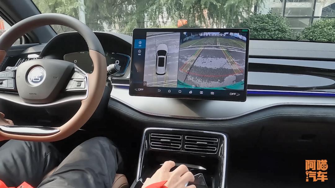 比亚迪技术比不上特斯拉么,比亚迪技术不侵权么