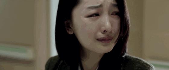 周冬雨刚出道和张艺谋采访,张艺谋周冬雨第一次见面