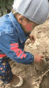 姑娘这么可爱竟然当保安，大叔都忍不住多看两眼，太屈才了: