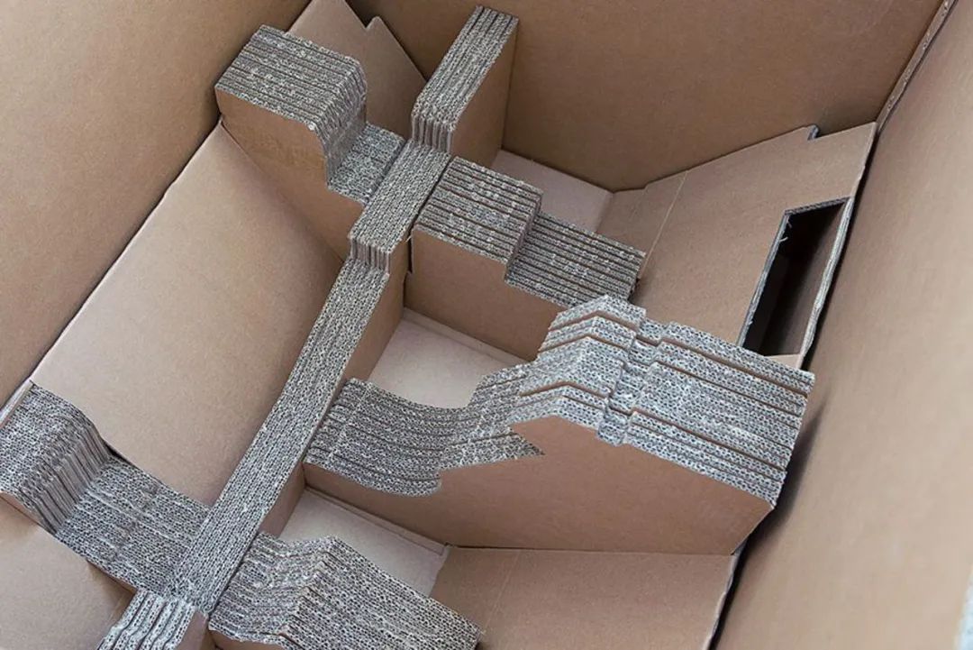 臻彩科技|专注重型瓦楞包装后道模切，先进技术不用做刀模