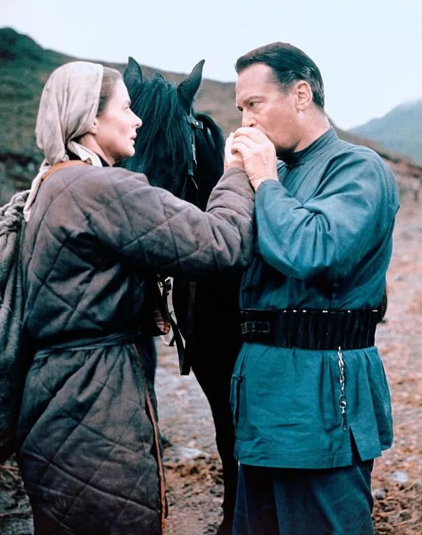 好莱坞电影六福客栈,六福客栈的故事