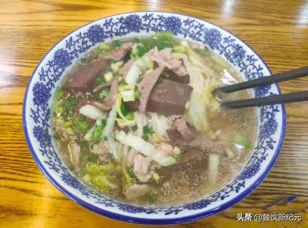 江西小伙开早餐店8天进账6万,小伙8万块钱开早餐店