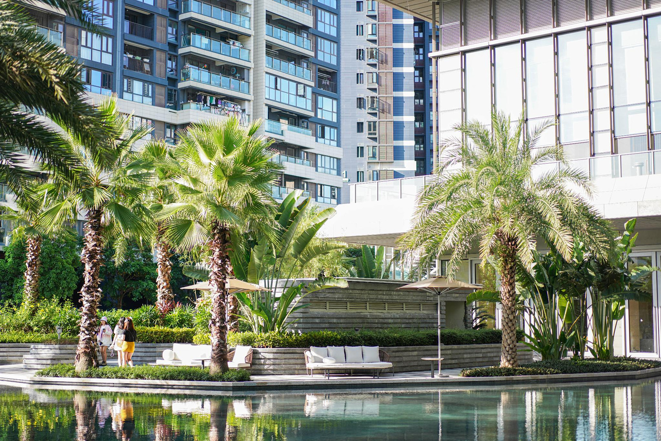 深圳机场旁的低调高雅酒店，尽享热带雨林花园，差旅入住首选酒店