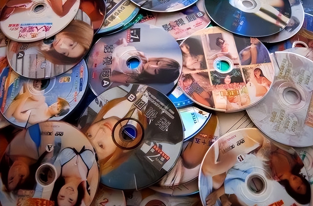 捷克色情业有多发达？人人可参与成人电影，日本都甘拜下风