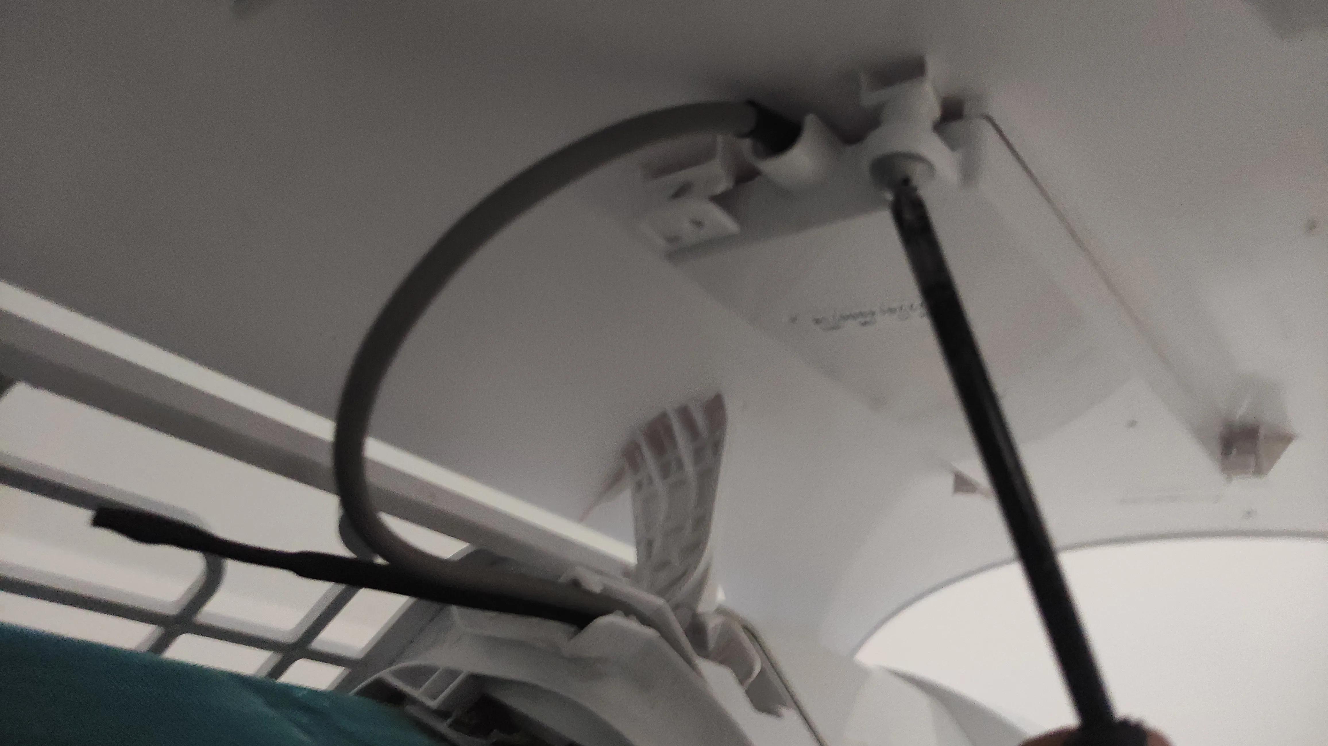 日产天籁汽车空调有异味怎么处理,空调有异味清洗后可以放心使用吗