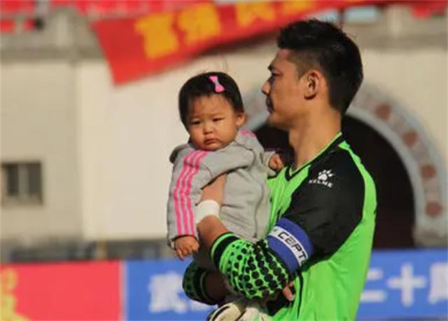 曾诚门将加入蓉城,曾诚门将扑救集锦