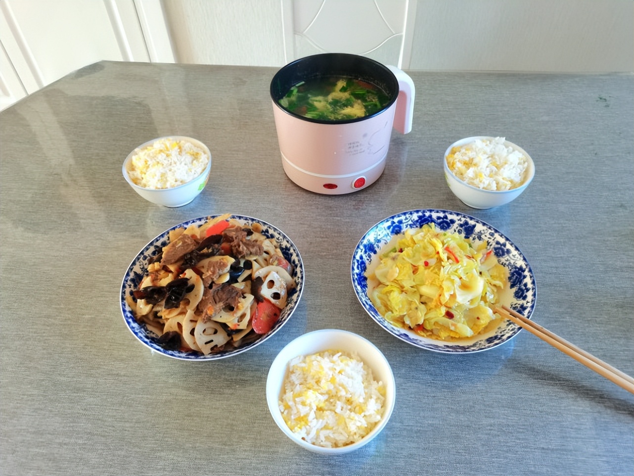 一周晚餐菜谱推荐5套,晚餐吃什么最好最省钱减肥