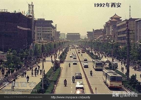 怀念小时候没有疫情的日子,七八十年代西安雾霾