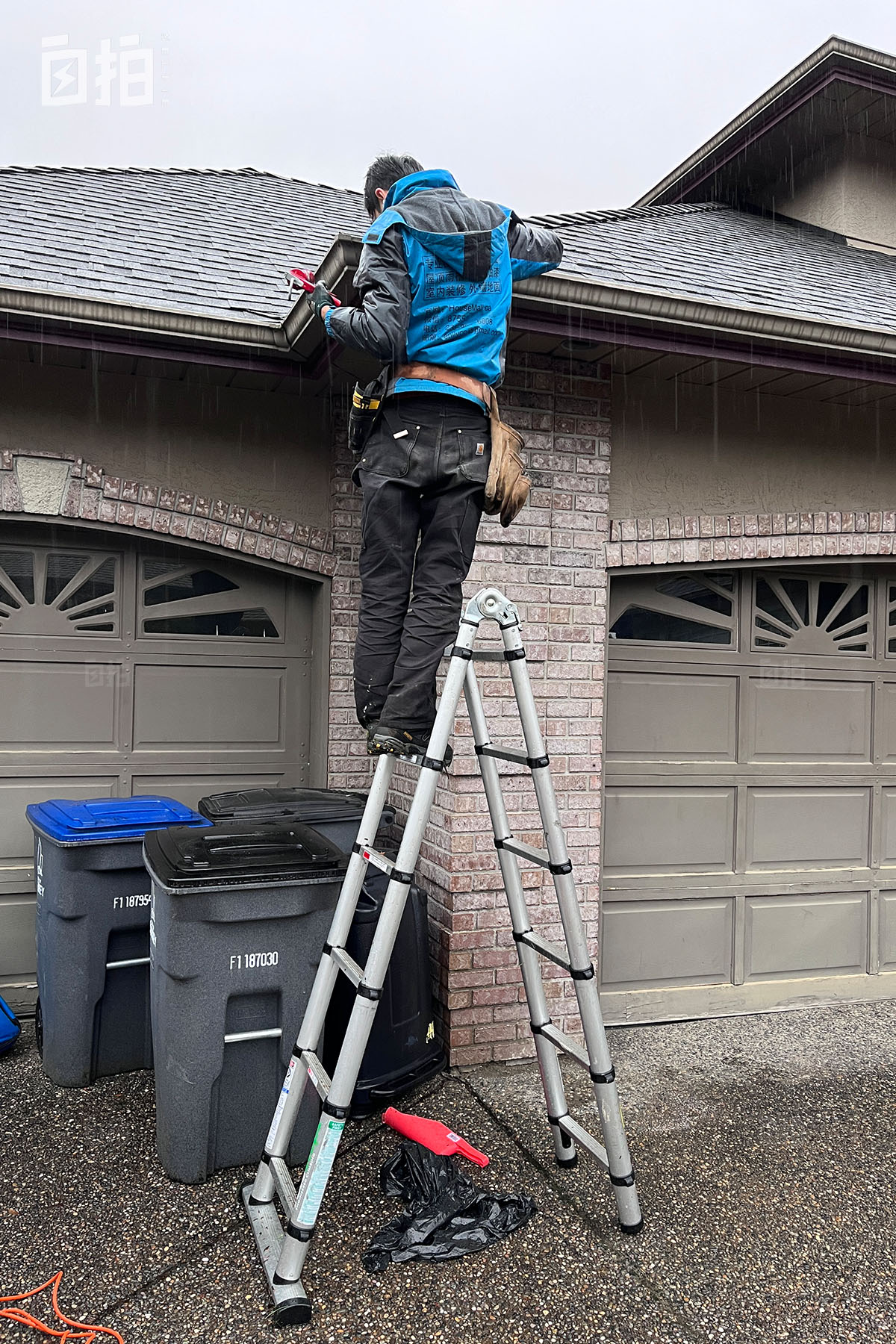 我，国内年薪80万，赔光积蓄后到国外当维修工，一天最多挣4000块