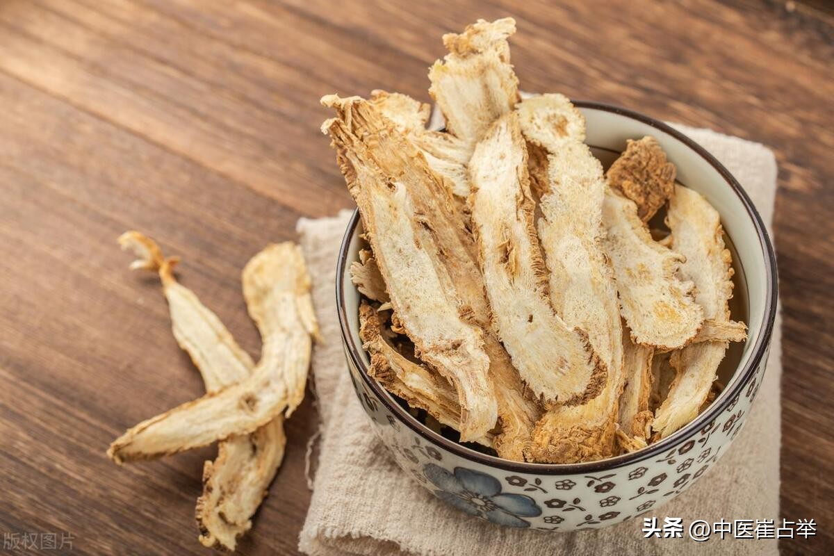 脾虚肾虚引起眼袋黑眼圈吃什么药,眼袋大是肾虚还是脾虚吃什么食材