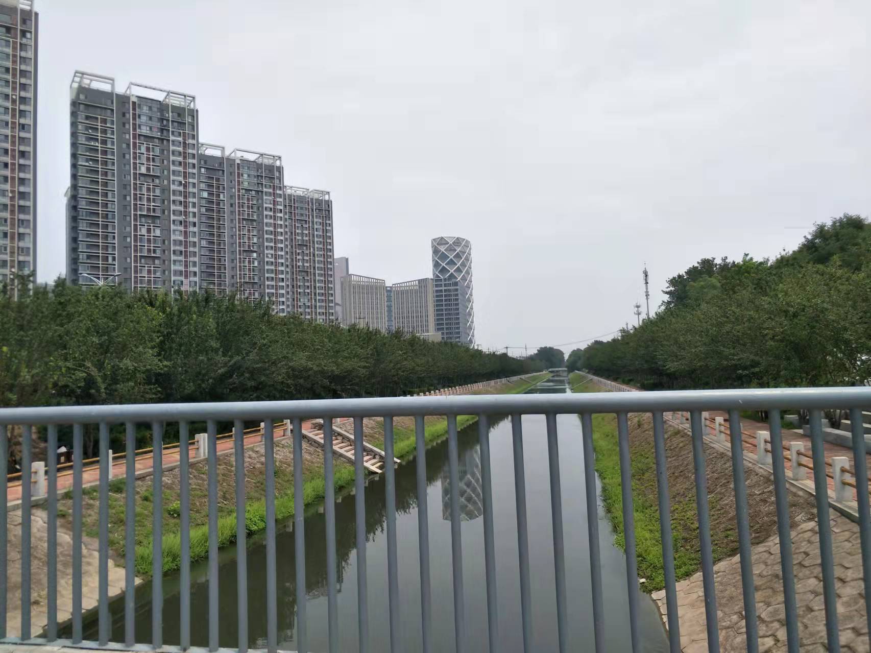 北京买房海淀和朝阳楼盘,北京买小区房子能落户吗