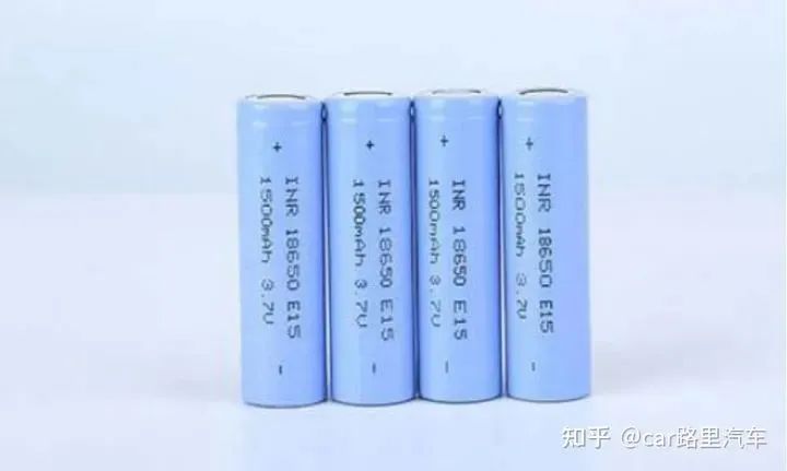 磷酸铁锂电池主要构成和成本,新能源汽车电池成本构成