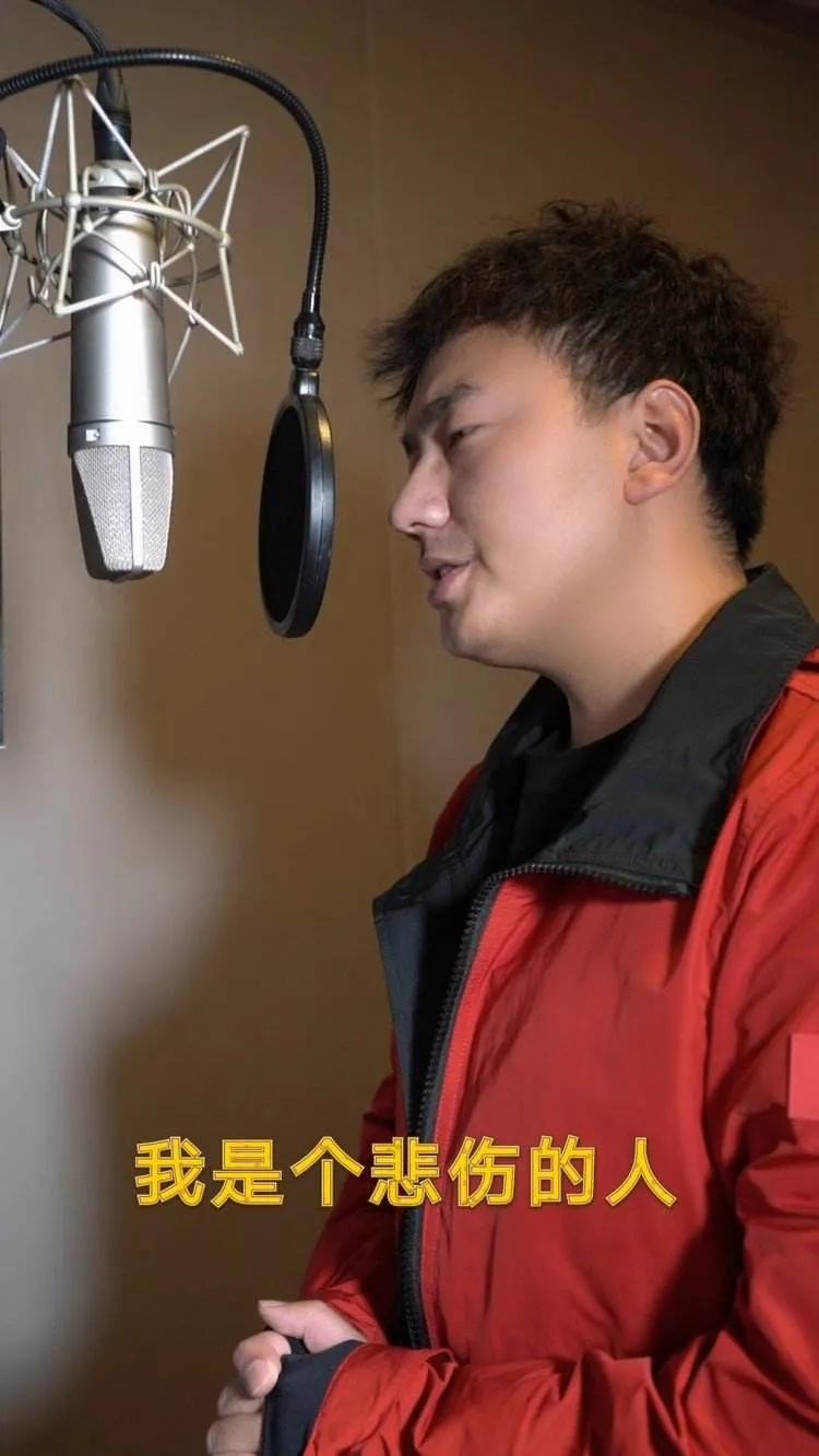 被誉为“刀郎2号”，凤凰传奇接班人，他却为何一直争议不断？