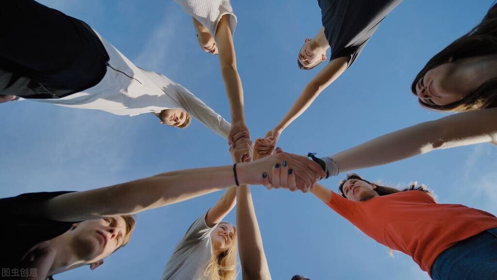 友谊如酒历久弥香相关的名言警句,形容朋友之间友谊深厚的名言佳句