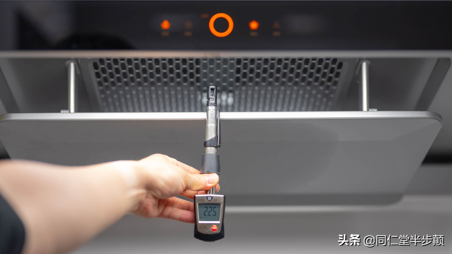 智能油烟机自动调节吸力,智能吸油烟机调节默认风速