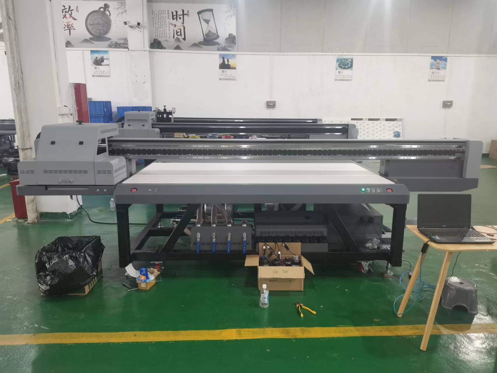 uv打印机和胶印印刷机的区别,东莞uv打印机与uv印刷机的区别