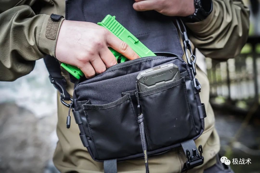 泰酷辣！机能与战术的结合，奈特科尔-SLB05机能通勤挎包丨评测