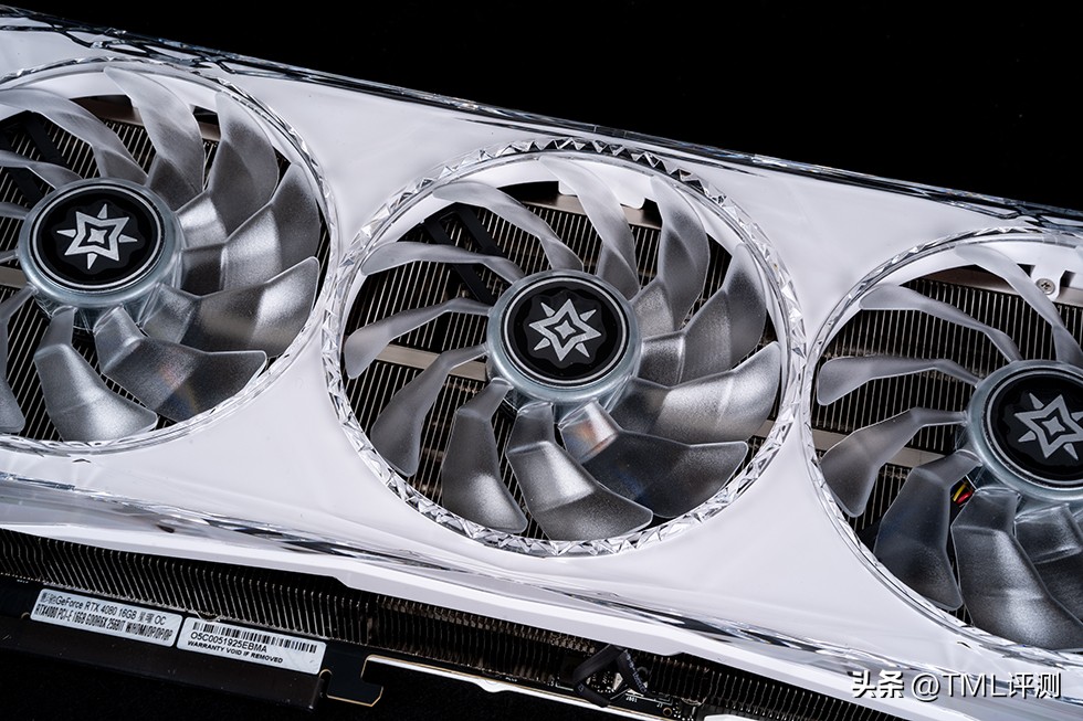 联力新款P28性能风扇,联力v2风扇