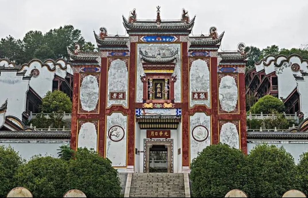 暑假宜昌周边旅游攻略,暑假宜昌适合玩吗