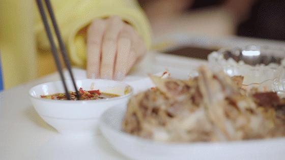 同城热搜第二!《大三女生》开播即热播