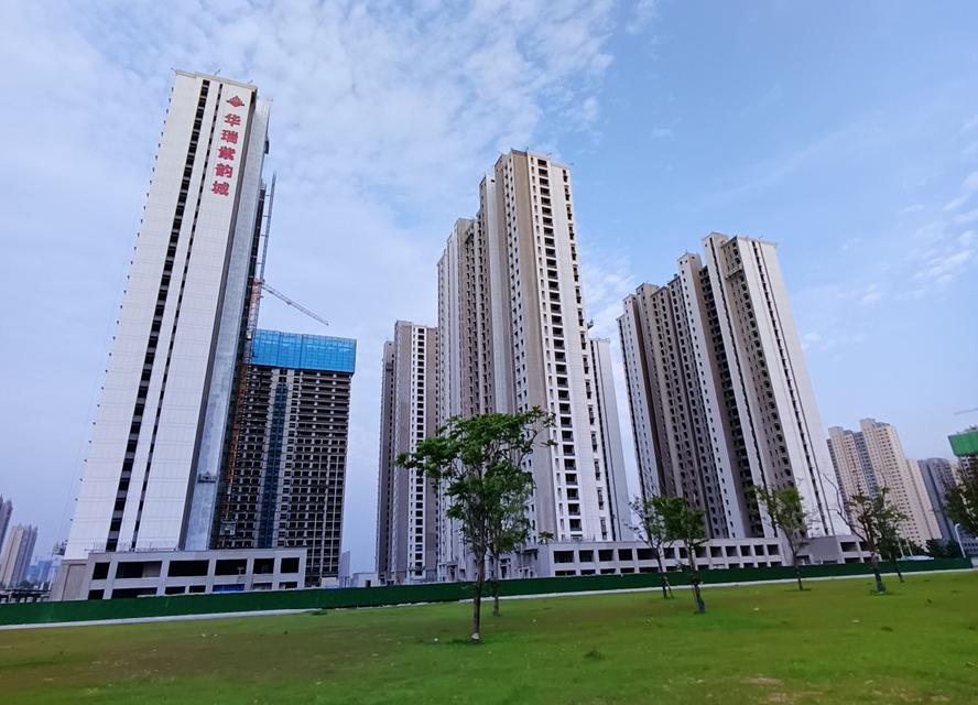 郑州常西湖新区楼盘推荐,郑州常西湖新区璀璨熙湖楼盘