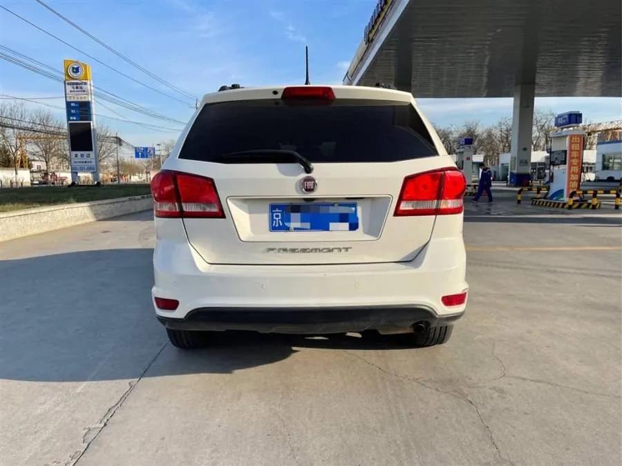 意大利人不会造大车。菲亚特飞越