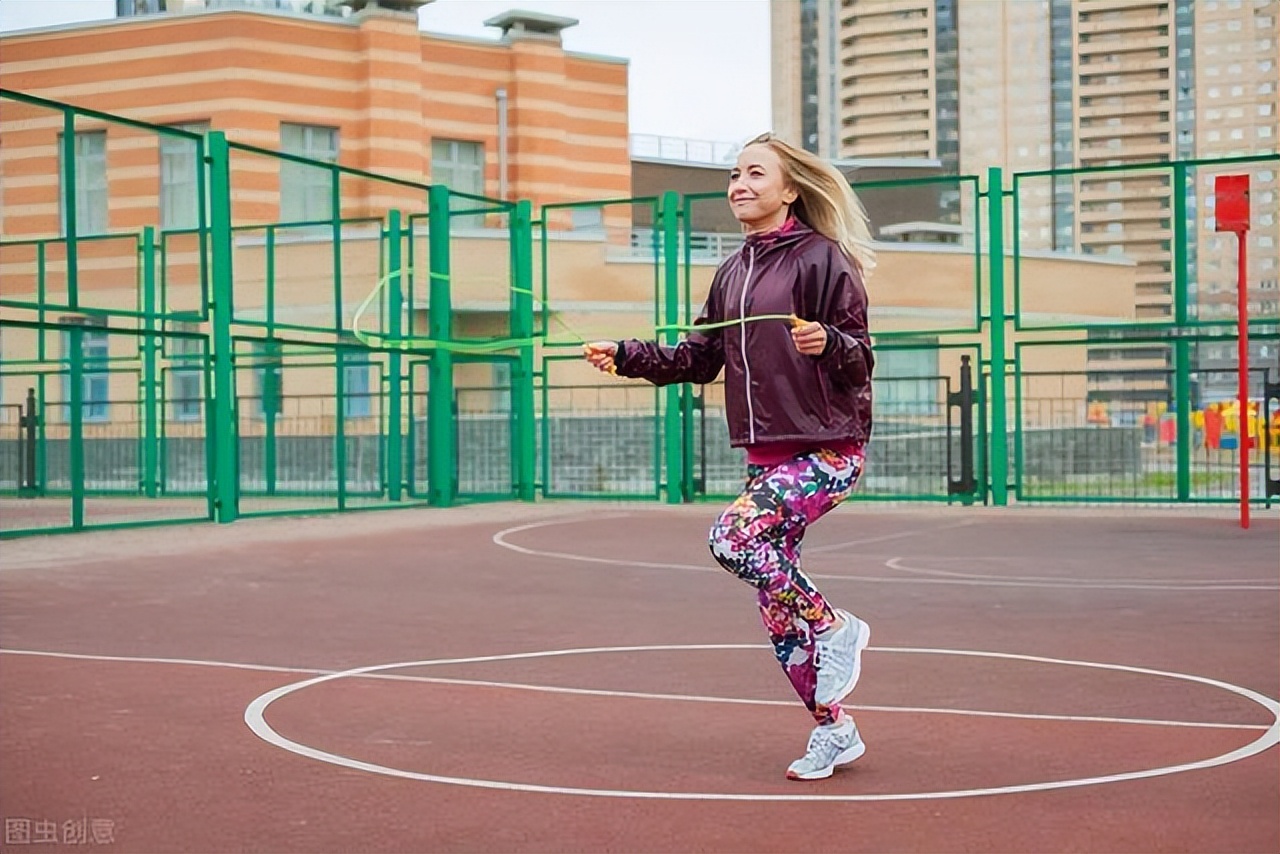 都说跳绳能减肥，正确方法和技巧你知道吗？每天跳多少时间很关键