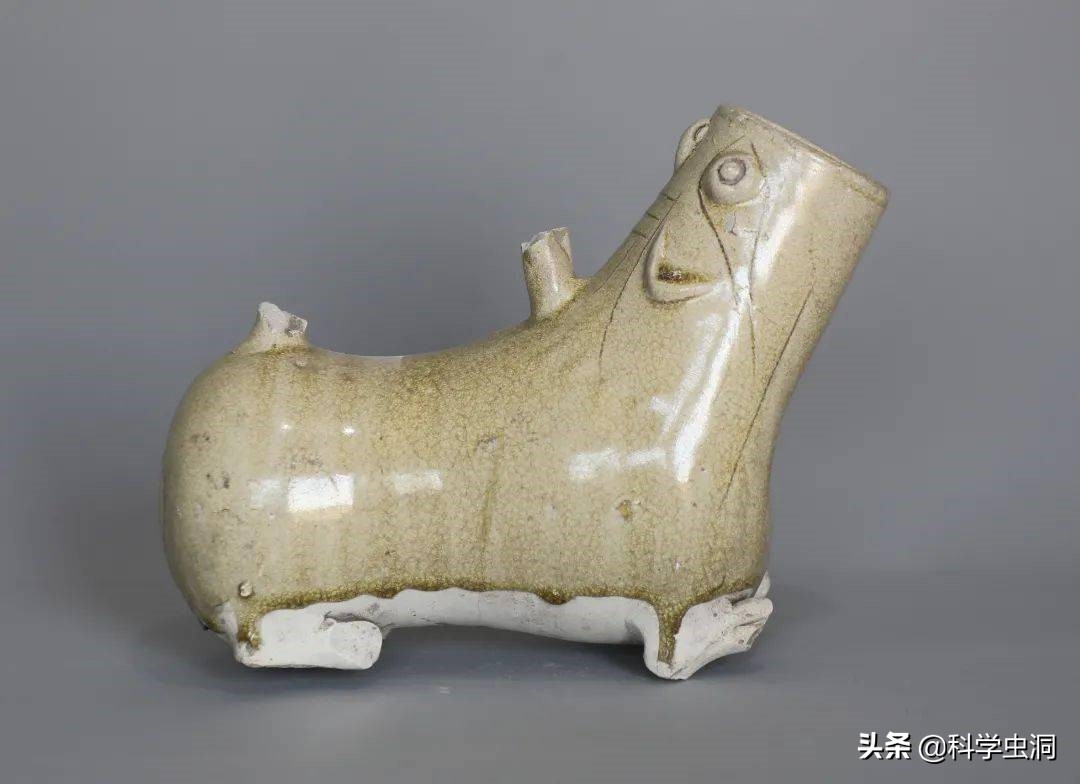 为什么国外马桶圈都有缺口,为什么美国的马桶有个缺口