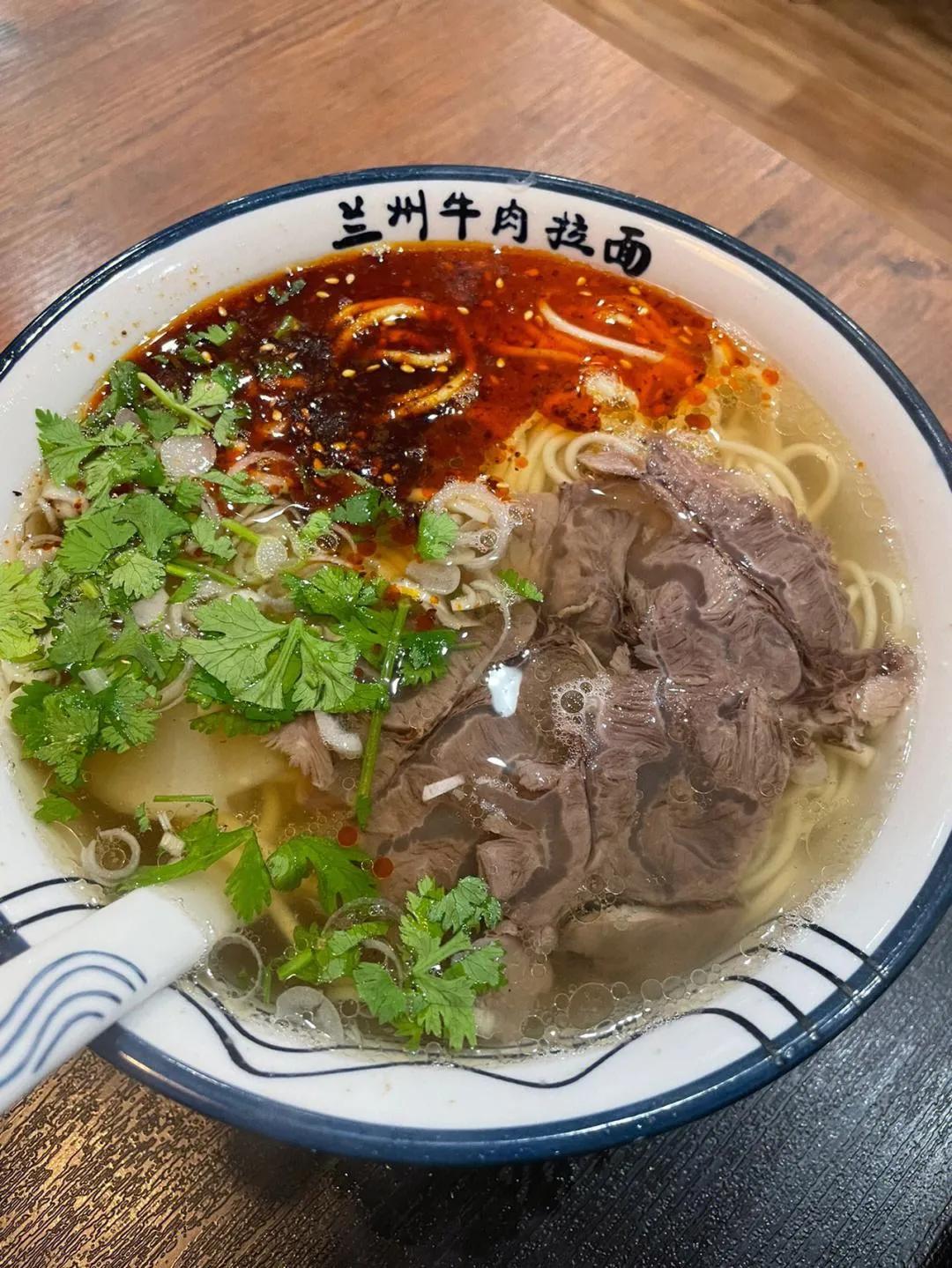 纸碗和塑料碗区别,纸碗是本色好还是白色好