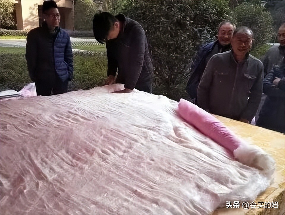 买蚕丝被不踩坑学会这几招,蚕丝被避免入坑科普大全