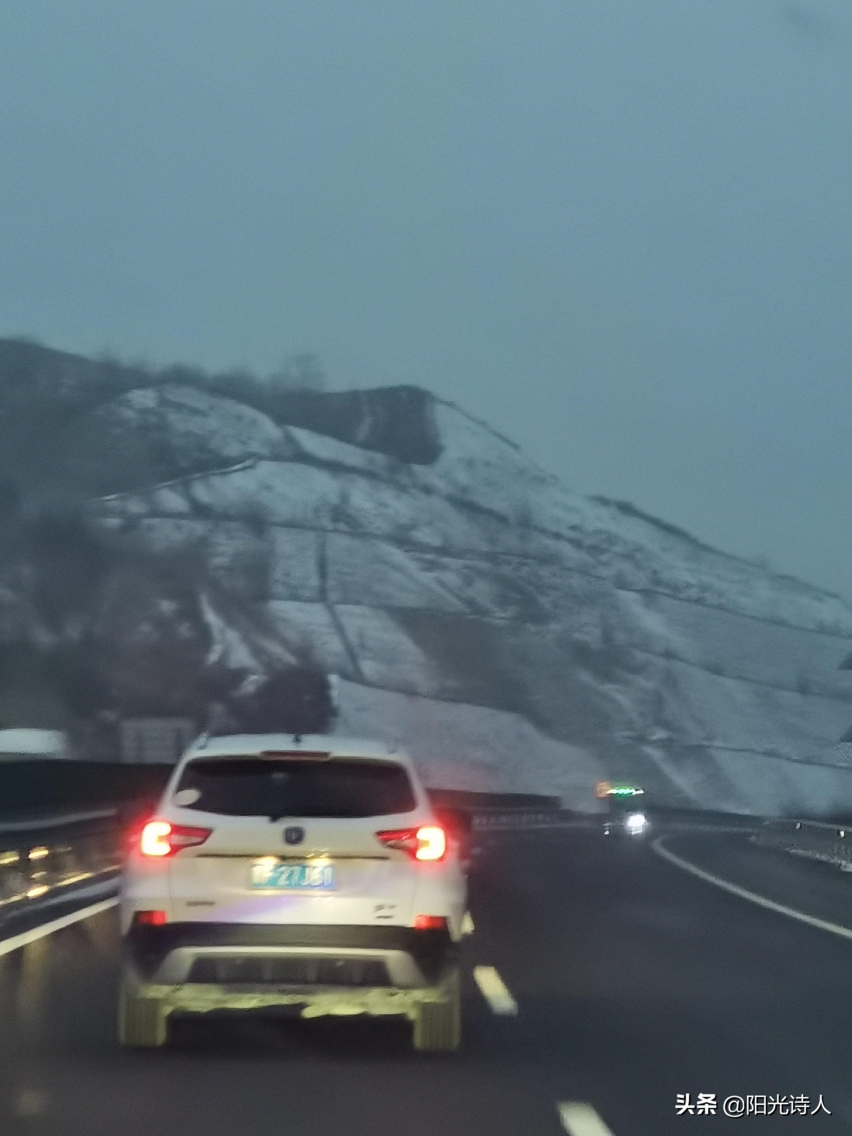 璧拌繘涔岄晣鍥剧墖,璧拌繘杩欓噷蹇冧腑鍏呮弧鏁晱