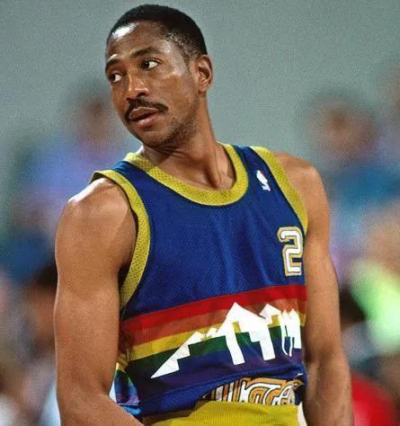 nba最有名的12号球衣,nba2号球衣的代表人物是谁