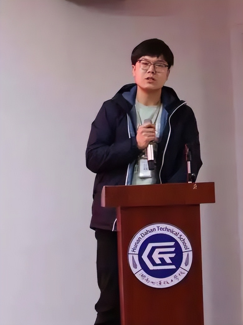 湖南大汉技工学校概况,湖南大汉技工学校2022年文艺汇演