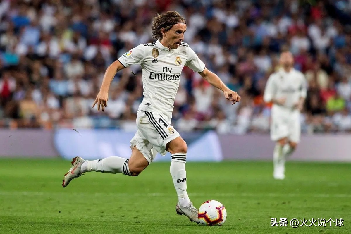 安切洛蒂执教巴黎圣日耳曼的阵容,ac米兰安切洛蒂时期阵容