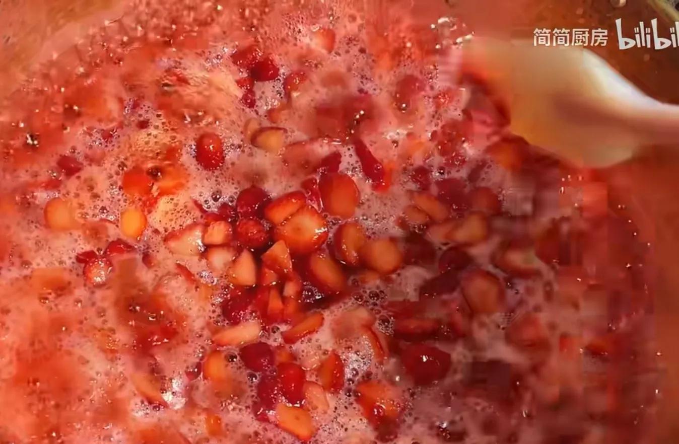 丘比草莓果酱怎么吃,草莓果酱的多种吃法