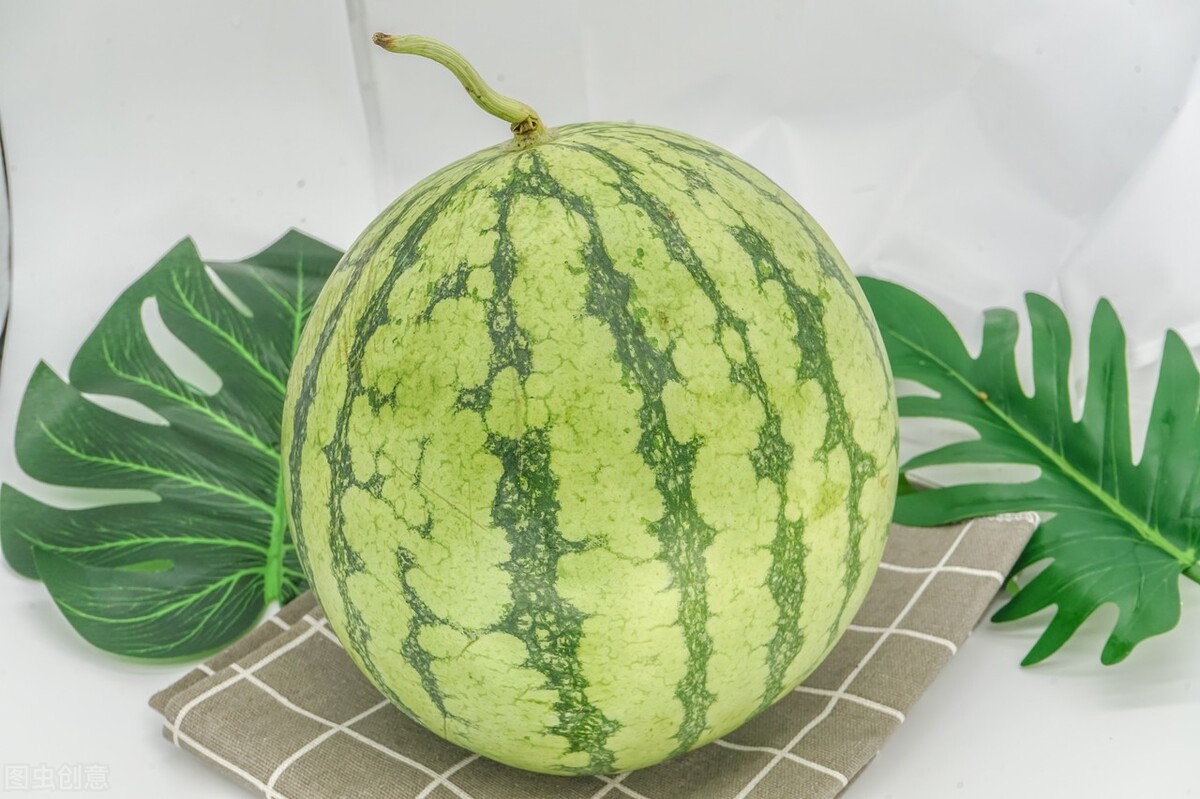 在日本一个月能挣多少人民币,在日本一个月3万人民币够生活吗