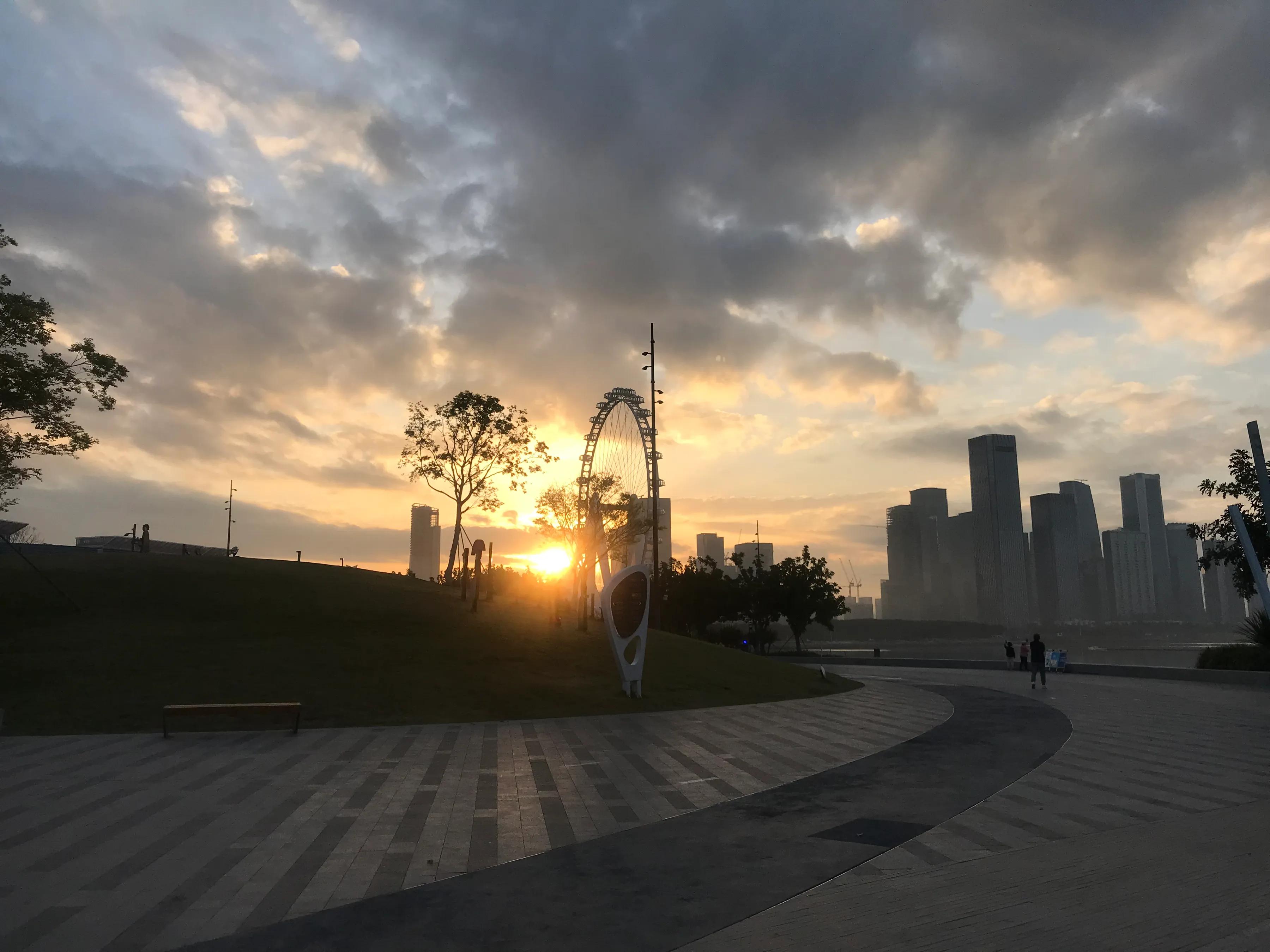 人口危机怎么避免,怎样缓解人口危机