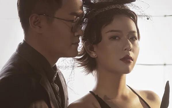 拍婚纱照胸贴提前穿还是去店里穿,拍婚纱照胸贴需要提前在家戴好吗