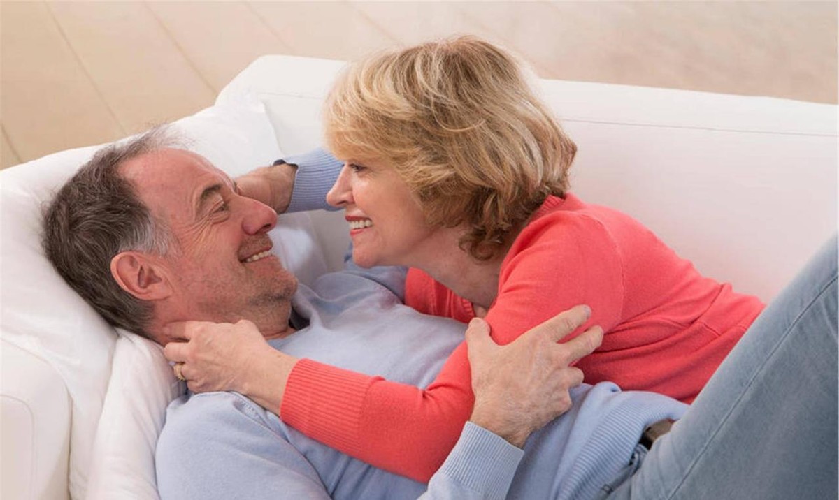 假如老年人保持“同房”的习惯，男女都有何益处？一次给你说清楚