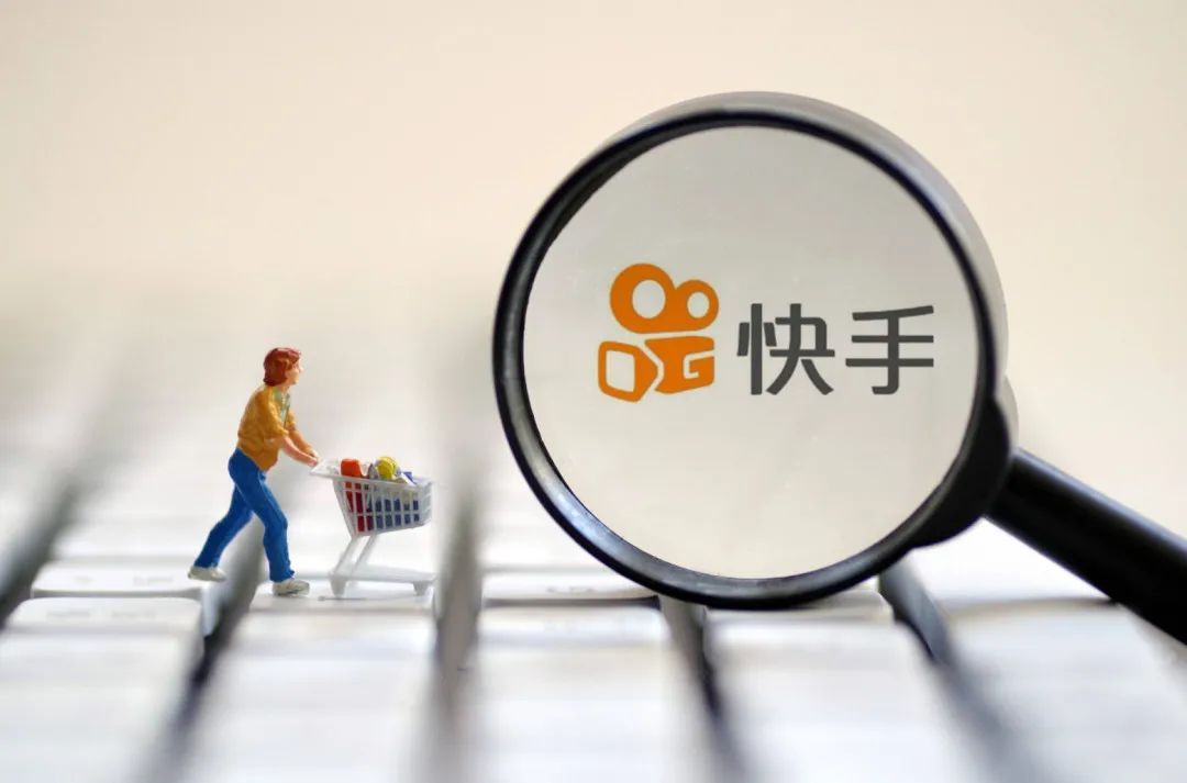 ysl肤护品代言人肖战,ysl官宣朴彩英是全球大使了吗