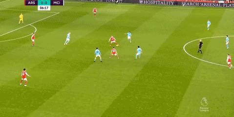 瓜迪奥拉输给穆里尼奥之后,曼城师徒对决