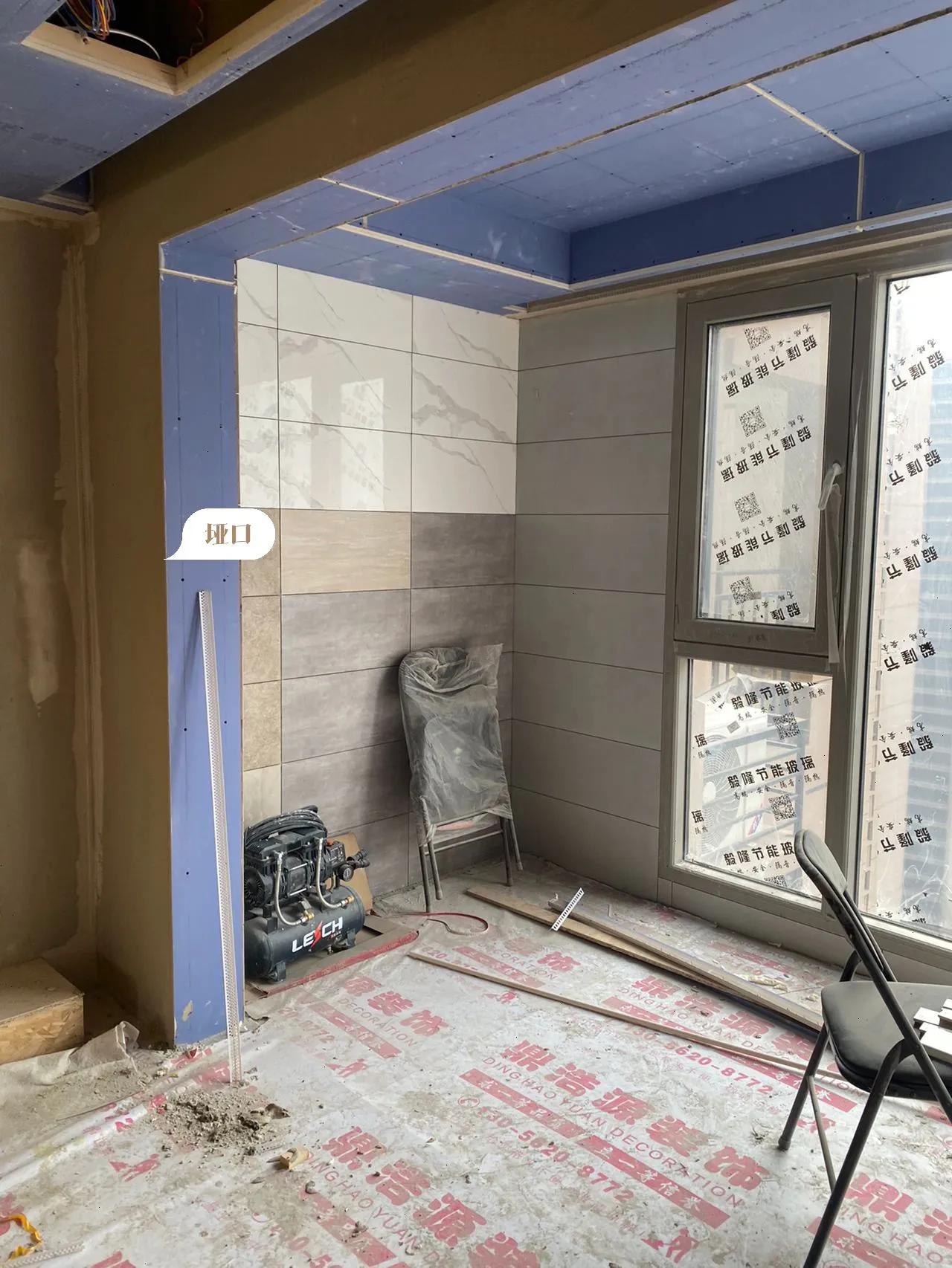 跑了10个工地现场,我终于明白了实木烤漆窗套和不锈钢窗套的区别