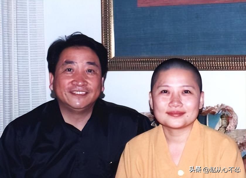 李娜从当红歌到遁入空门,李娜遁入空门是什么意思